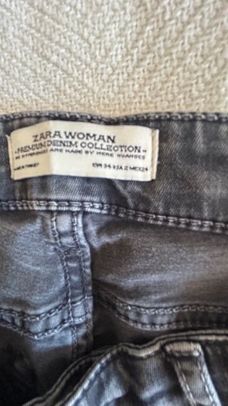 Jeans Zara Woman gris talla 34 tiro medio