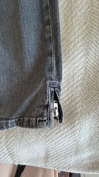 Jeans Zara Woman gris talla 34 tiro medio