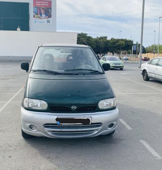 Nissan Serena 1998