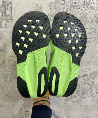 New Balance FuelCell Rebel v5 - Taglia 39