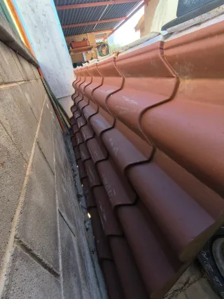 Panel sándwich teja