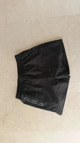 Pantalón corto running Actus Talla M Negro