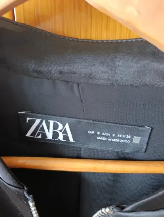 Bomber efecto seda Zara