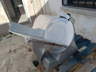 Cortador de embutidos profesional