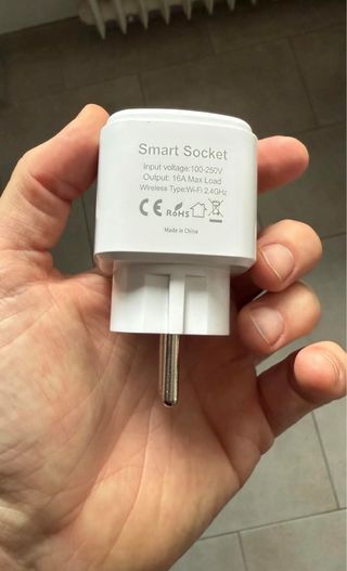 Enchufe Inteligente WiFi 16A con Medidor