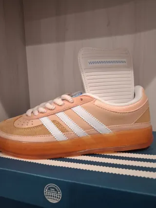 Zapatillas Adidas Retro Melocotón Suela Ámbar
