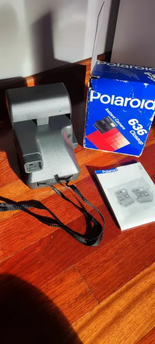 Cámara Instantánea Polaroid 636 Closeup