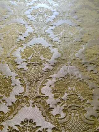 Tela fallera preciosa brocada