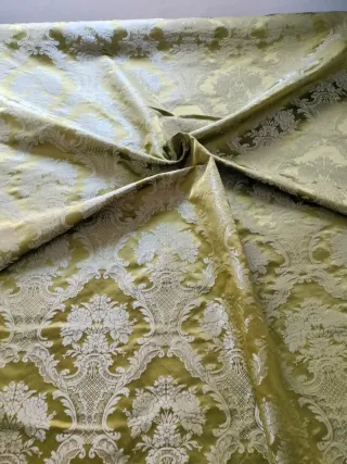 Tela fallera preciosa brocada