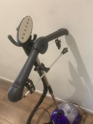 Plancha de vapor vertical SteamOne