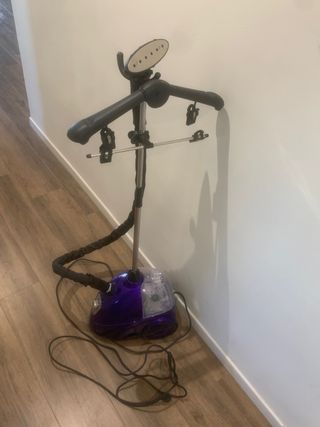 Plancha de vapor vertical SteamOne