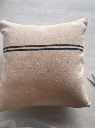 Cojín de lona 100% algodón beige y negro