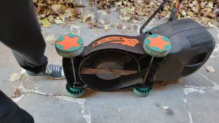 Cortacésped Black+Decker 34cm