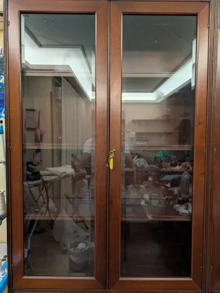 Armario Vitrina Madera y Cristal