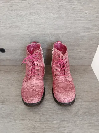 Botines K-Tinni con estampado de serpiente rosa 35