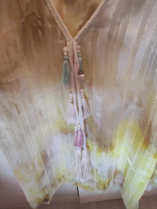 2 Blusas de fiesta beige y amarilla