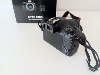 Cámara Canon EOS R100 con caja como nueva