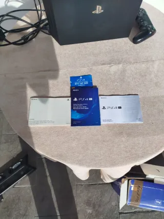 Consola PS4 Pro Nera + Giochi e Accessori