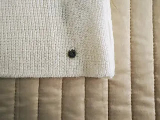 Jersey Brownie Rayas Frías Hombros