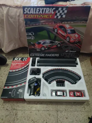 Scalextric Compact Extreme Raiders 1:43