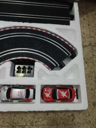 Scalextric Compact Extreme Raiders 1:43