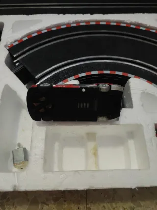 Scalextric Compact Extreme Raiders 1:43