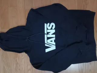 Sudadera Vans Negra,con el  logo Blanco Niños