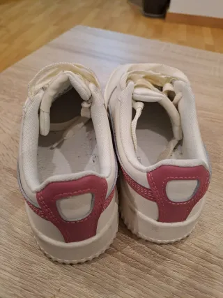 Zapatillas Puma Mujer Blancas y Rosas