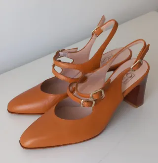 Zapatos de tacón,de piel, slingback marrones/naran