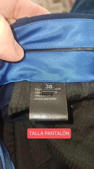 Traje pantalón y chaqueta juvenil CNS Talla 44