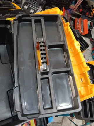 4 Valigette porta attrezzi in plastica