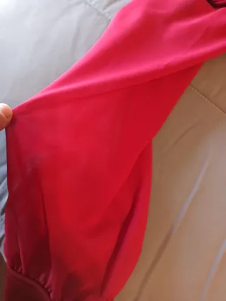 Vestido de fiesta rojo (Nuevo, sin estrenar)