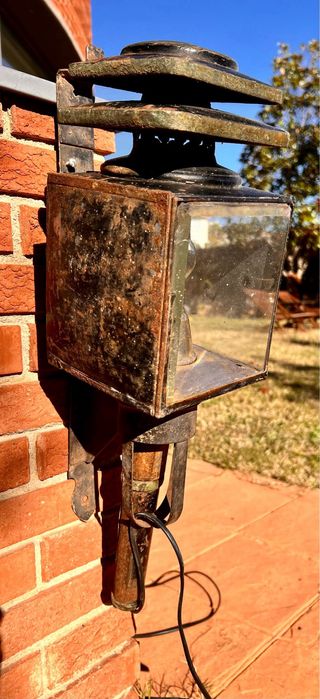 Fanale da carrozza antica