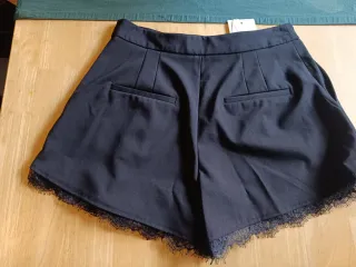 Zara Pantalón Corto Encaje Negro