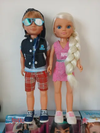 Nancy y Lucas Muñecos