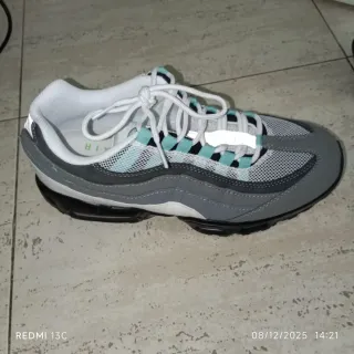 Nike Air Max 95 Gris y Turquesa