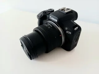 Cámara Canon EOS R100 como nueva