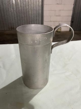 Boccale in alluminio mezzo litro rara
