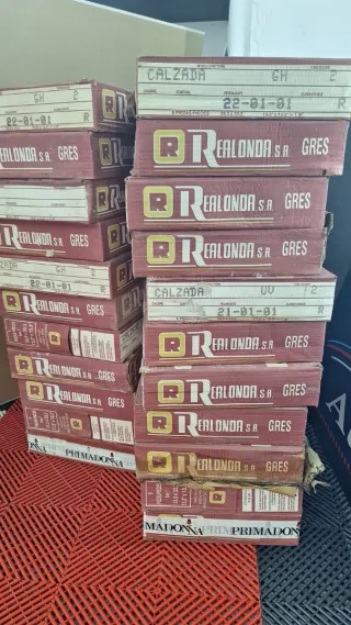 Plaquetas suelo exterior Gres.