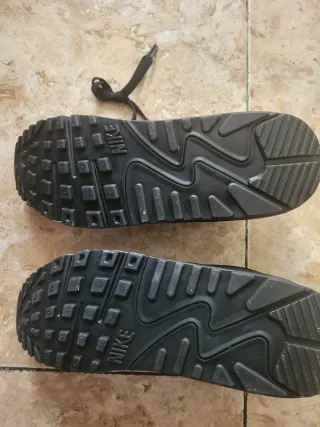 Zapatillas Nike Air Max Negras y Grises