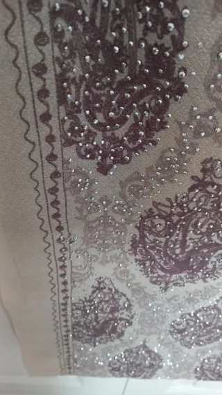 Pañuelo mujer beige y morado