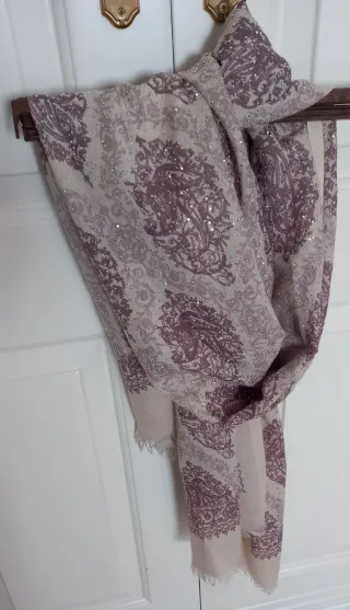 Pañuelo mujer beige y morado