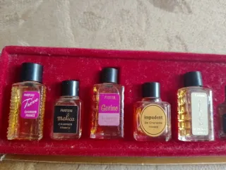 Caja mini perfumes Charrier France