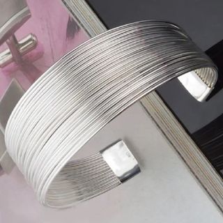 PULSERA DE ALAMBRES METÁLICOS CHAPADOS EN PLATA