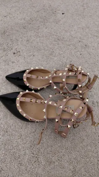 Zapatos de fiesta beige y negro