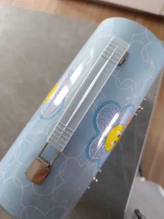 Maletín metálico Piolín azul