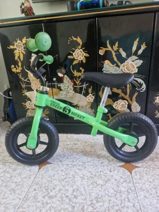 Bicicleta infantil sin pedales Chicco