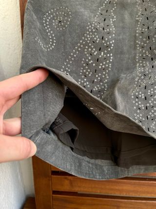 Falda Zara Ante Gris Tachuelas Talla M