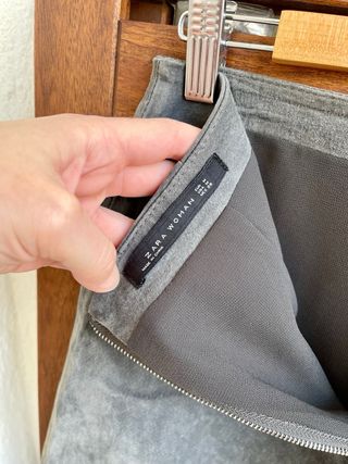 Falda Zara Ante Gris Tachuelas Talla M