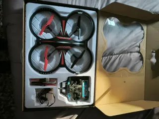 Dron Revell Shadow Cam 720P